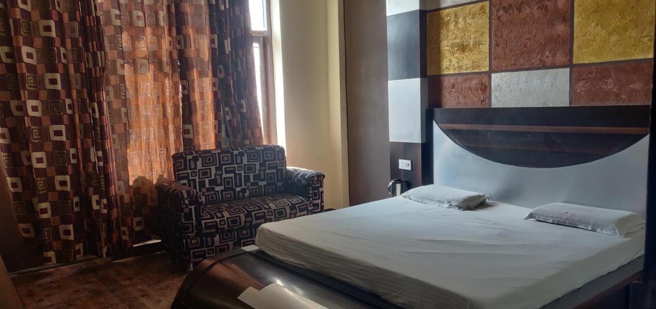 Hotel Shakuntala Katra  Eksteriør billede