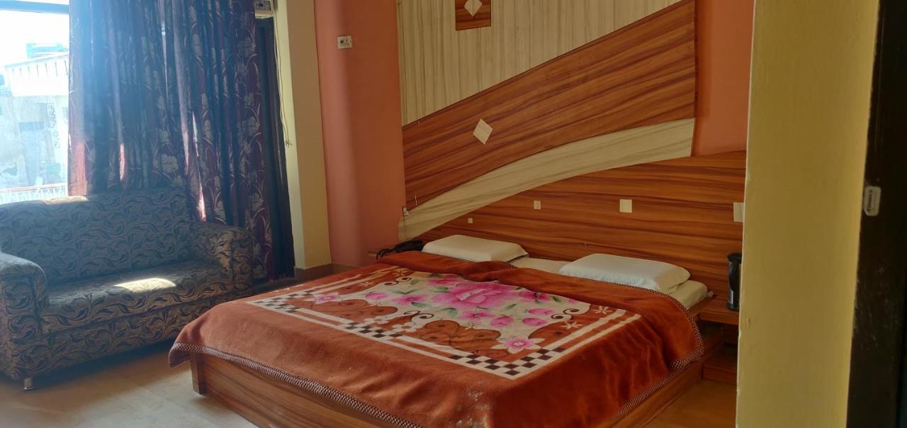 Hotel Shakuntala Katra  Eksteriør billede